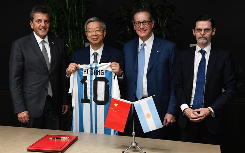 The BCRA renews the currency swap agreement with China 2 BCRA