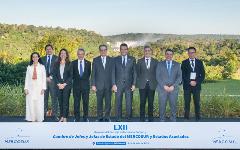 Cumple jefes de estado BCRA
